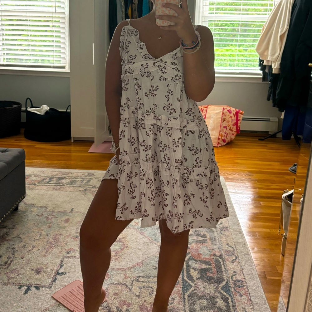 Floral white and beige dress